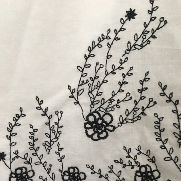 White House Black Market Embroidered Dress - Picture 3 of 5